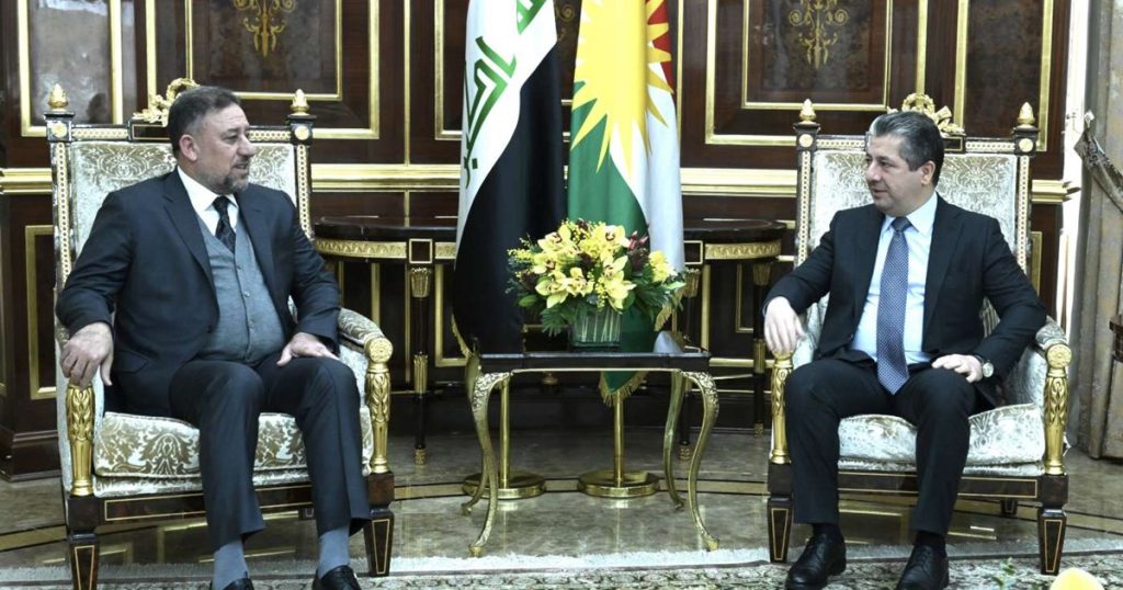 الشيخ الخنجر والسيد البارزاني يؤكدان أهمية الحوار لحل الخلافات وتعزيز الاستقرار