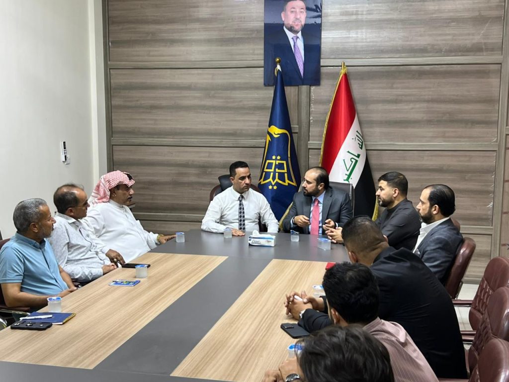 الدكتور صباح العسافي يستقبل الدكتور مجيد العيساوي في مكتب السيادة بالفلوجة