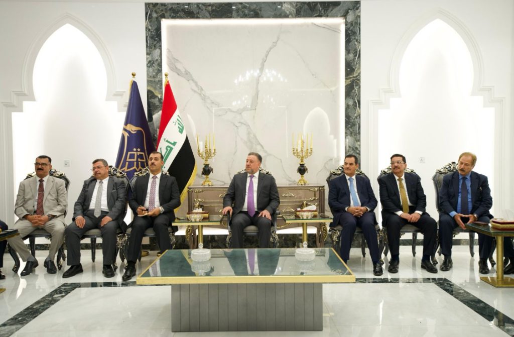 الشيخ الخنجر يستقبل مرشحي التحالف عن بغداد ويؤكد: السيادة قضية وهوية ندافع عنها