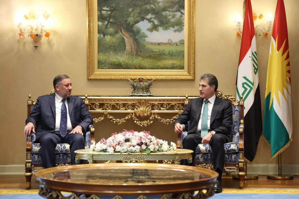 رئيس إقليم كوردستان يستقبل الشيخ خميس الخنجر