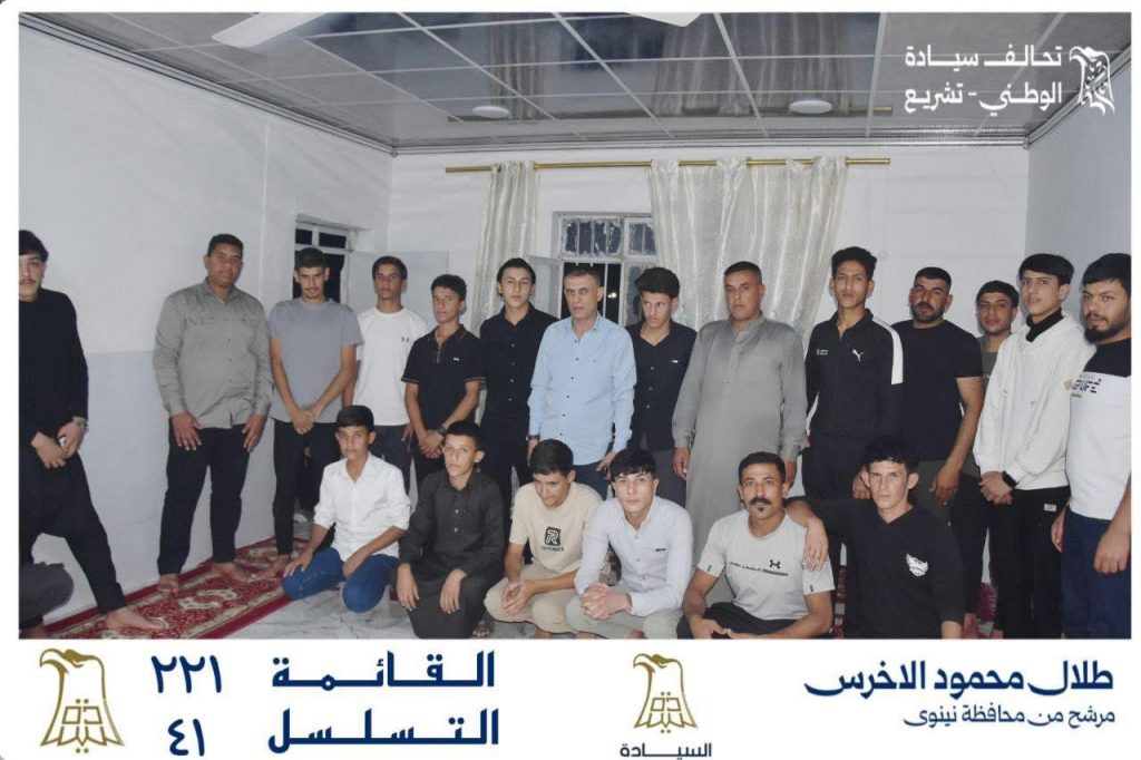 الأخرس الجبوري يلتقي أهالي قرية أمنيرة ويستمع لمطالبهم الخدمية